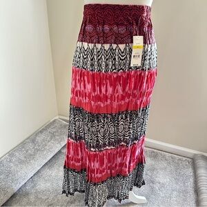 👉 Kim Rogers® Crinkle Tiered Maxi Skirt – Size L